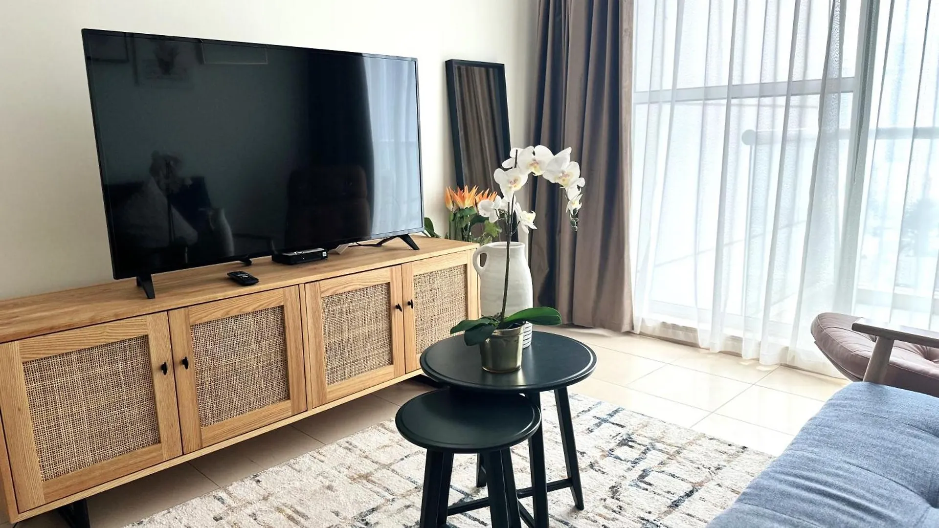 Comfortable And Spacious 1 Bedroom In Business Bay Dubai
