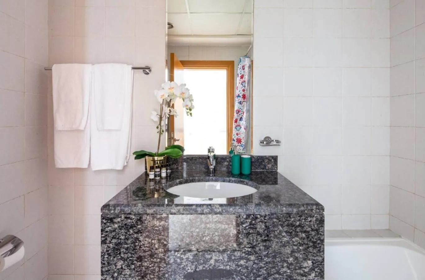 Comfortable And Spacious 1 Bedroom In Business Bay Dubai 0*,  United Arab Emirates